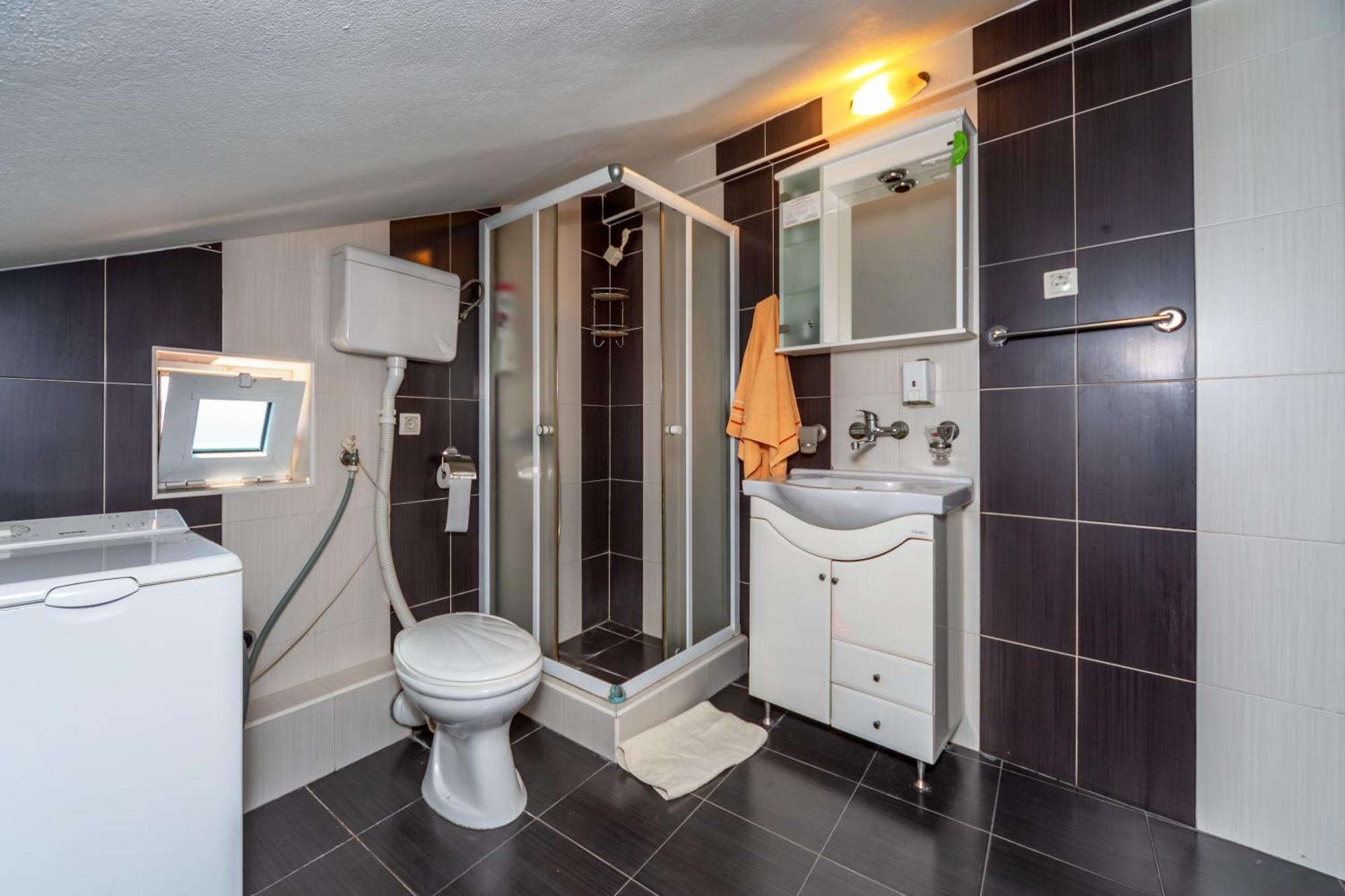Apartments Pod Lozom With Seaview Petrovac Rom bilde